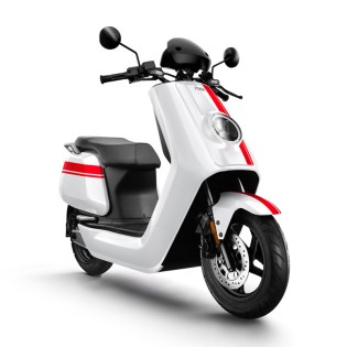 Scuter electric NIU NQi GTS Sport, Viteza maxima 70 km/h, Autonomie 70-90km, Motor NIU 3000 W Scuter electric NIU NQi GTS Sport, Viteza maxima 70 km/h, Autonomie 70-90km, Motor NIU 3000 W