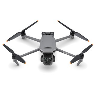 DJI Mavic 3 Pro + DJI RC