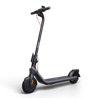 Ninebot KickScooter E2 Plus powered by Segway Ninebot KickScooter E2 Plus powered by Segway